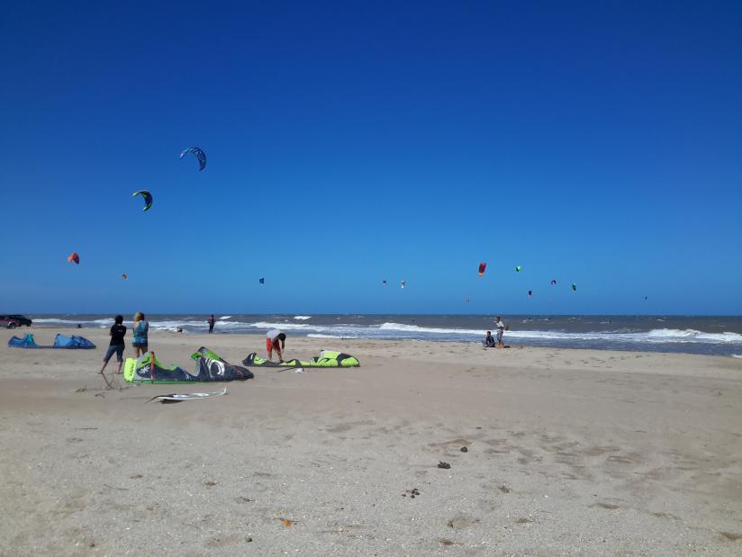 Alquilo Departamento Romeo IV 11 en Villa Gesell zona Barrio Norte a 200 mts de la Playa