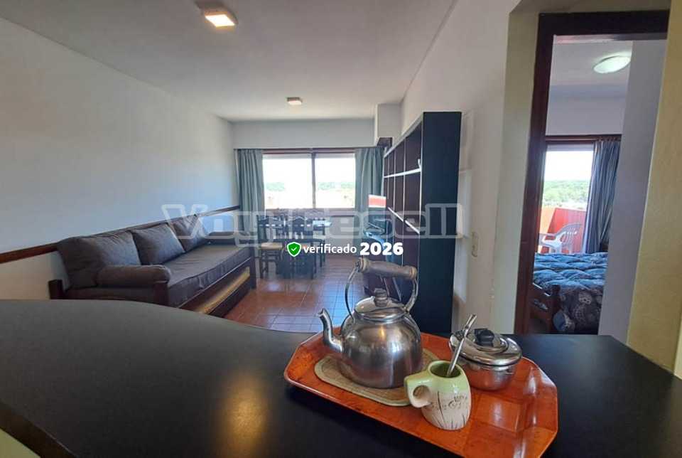 Alquilo Departamento Romeo IV 11 en Villa Gesell zona Barrio Norte a 200 mts de la Playa 