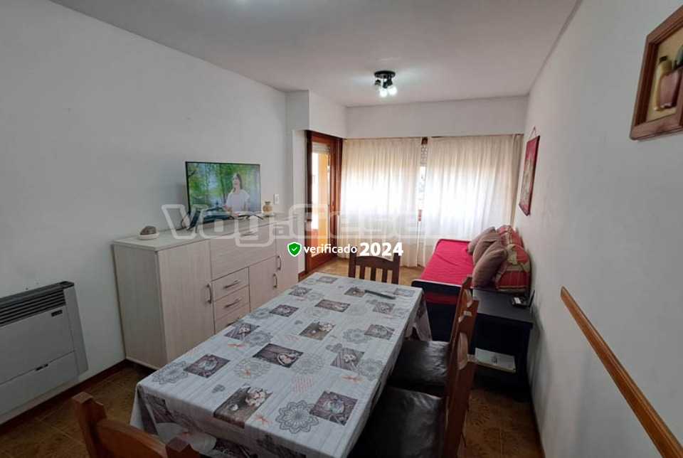 Alquilo Departamento Romeo IV 5C en Villa Gesell zona Barrio Norte a 240 Mts de la Playa 