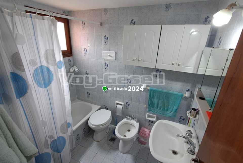 Alquilo Departamento Romeo IV 5C en Villa Gesell zona Barrio Norte a 240 Mts de la Playa