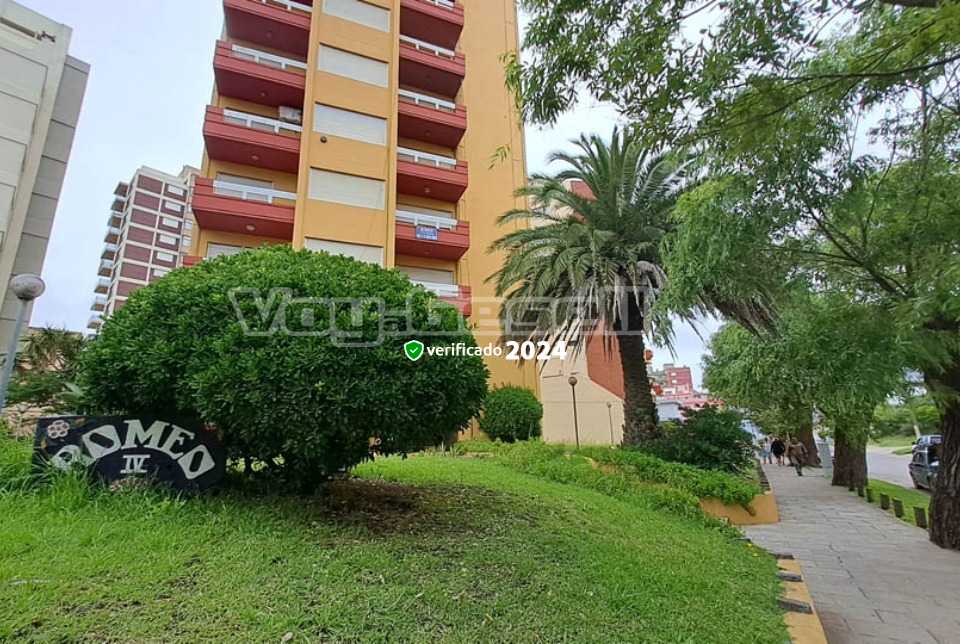 Alquilo Departamento Romeo IV 5C en Villa Gesell zona Barrio Norte a 240 Mts de la Playa 