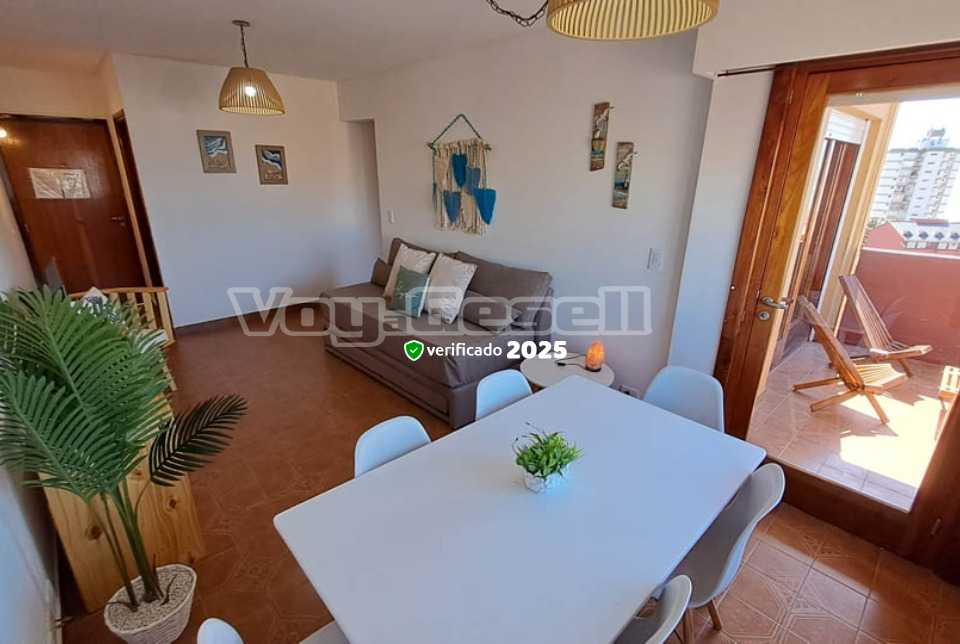 Alquilo Departamento Romeo IV 9C en Villa Gesell zona Centro a 260 mts de la Playa