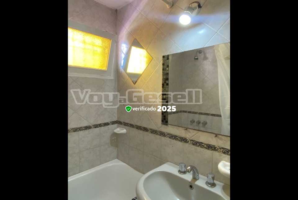 Alquilo Departamento Romina 2 en Villa Gesell zona Centro a 600 Mts de la Playa 