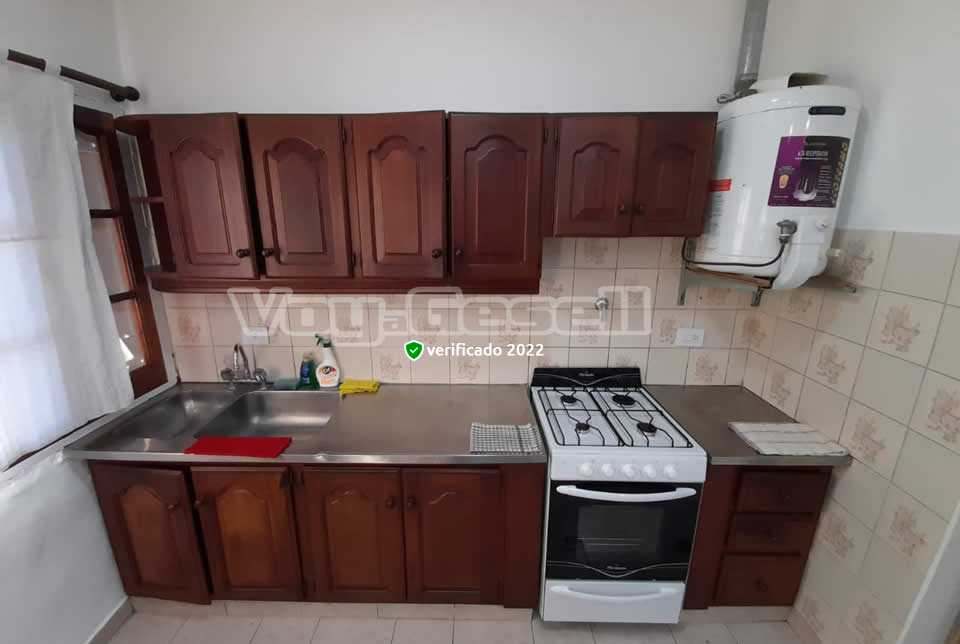 Alquilo Departamento Romina 11 en Villa Gesell zona Centro a 600 Mts de la Playa 