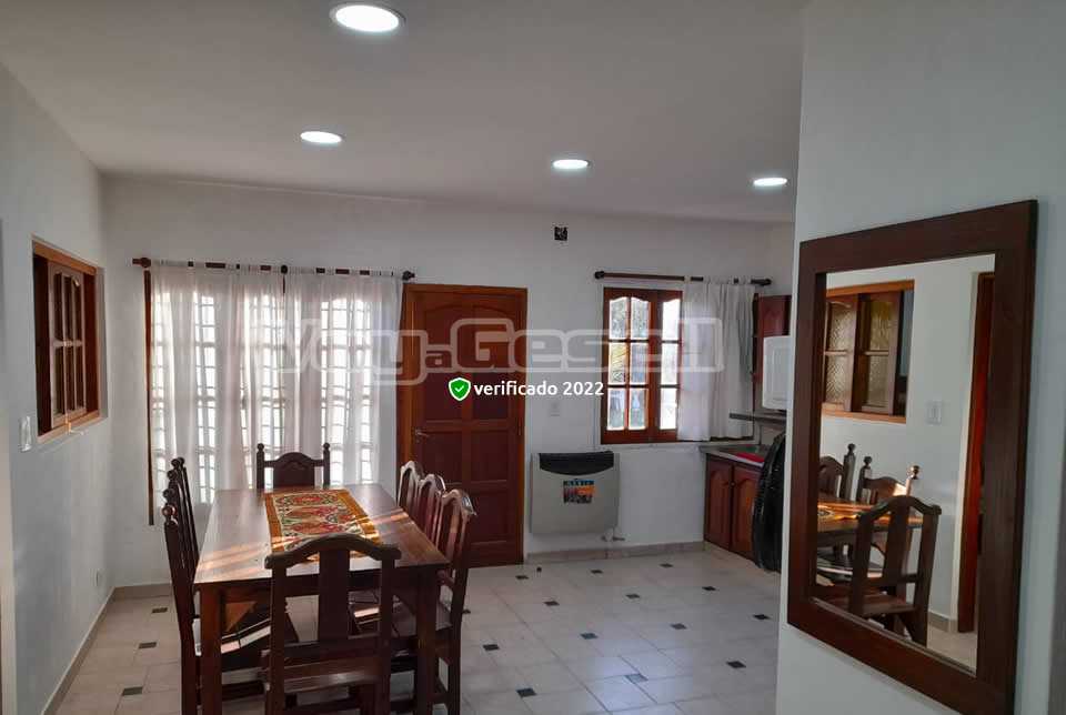 Alquilo Departamento Romina 11 en Villa Gesell zona Centro a 600 Mts de la Playa 