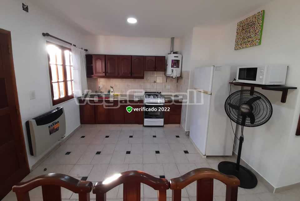 Alquilo Departamento Romina 11 en Villa Gesell zona Centro a 600 Mts de la Playa 