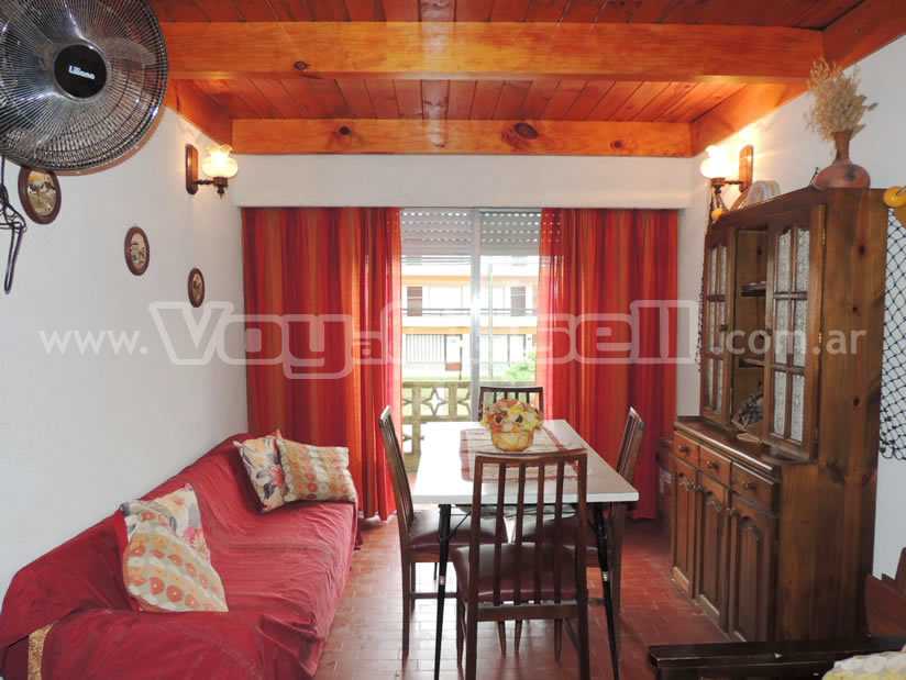 Sabrina: Departamento en Villa Gesell zona Sur