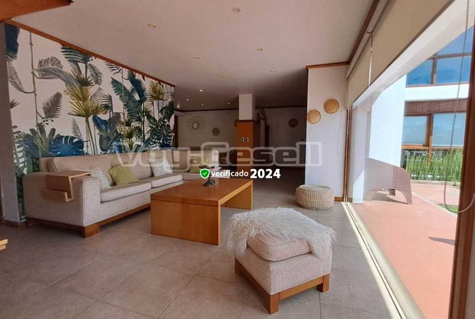 Alquilo Casa Vancri en Villa Gesell zona Centro Comercial a 200 Mts de la Playa