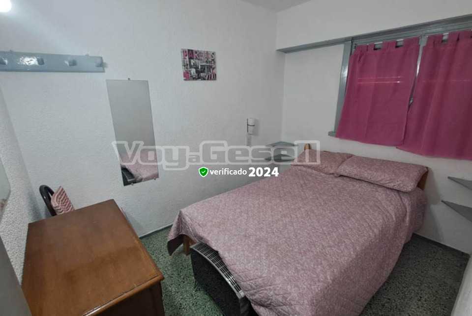 Alquilo Departamento Saint Germain en Villa Gesell zona Centro Comercial a 50 Mts de la Playa