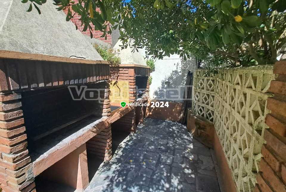 Alquilo Departamento Saint Germain en Villa Gesell zona Centro Comercial a 50 Mts de la Playa 