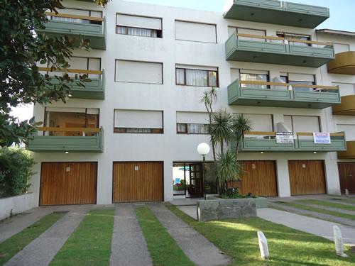 San Carlos 1A : Departamento en Villa Gesell zona Centro
