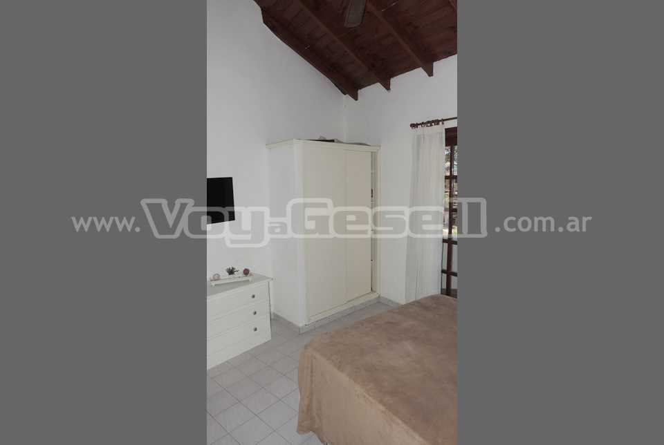 Alquilo Duplex San Jorge 8 en Villa Gesell zona Centro a 200 mts de la Playa