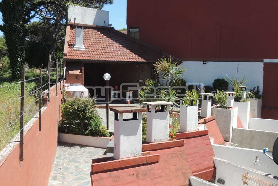 Alquilo Duplex San Jorge 8 en Villa Gesell zona Centro a 200 mts de la Playa