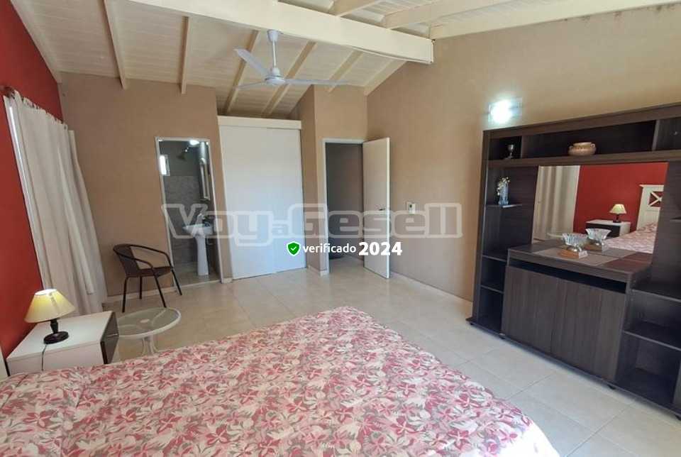 Alquilo Departamento San Jorge IV en Villa Gesell zona Centro a 100 Mts de la Playa