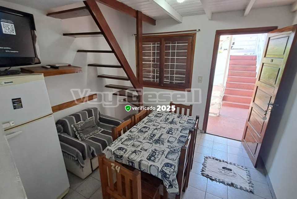 Alquilo Departamento San Luis 24 en Villa Gesell zona Centro a 550 Mts de la Playa