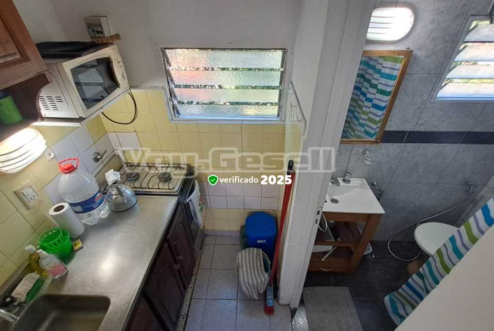 Alquilo Departamento San Luis 24 en Villa Gesell zona Centro a 550 Mts de la Playa 
