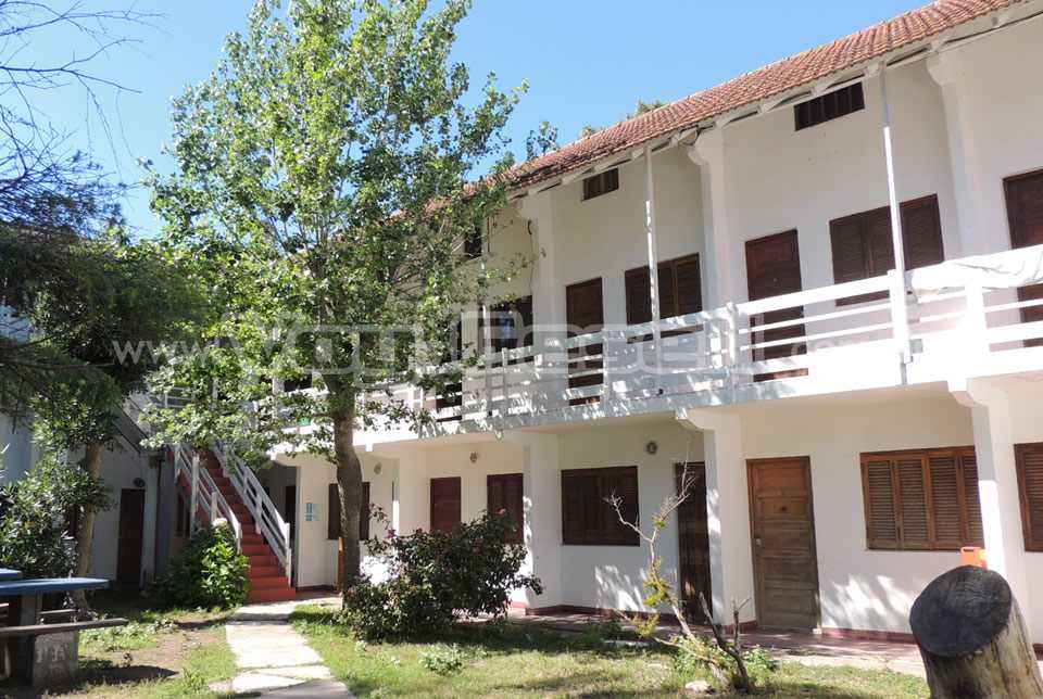 Alquilo Departamento San Luis 7 en Villa Gesell zona Centro Comercial a 550 Mts de la Playa 