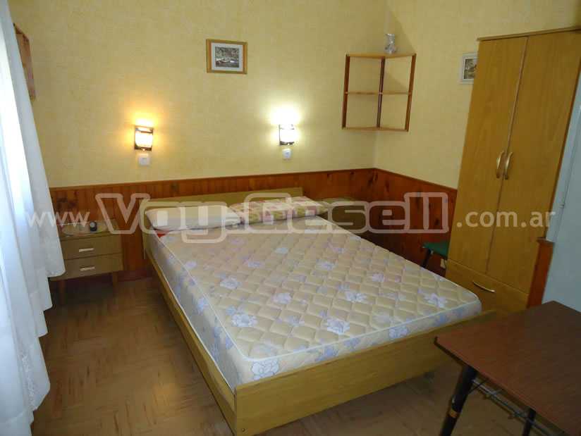 Alquilo Casa Santa Rosa en Villa Gesell zona Centro a 900 Mts de la Playa