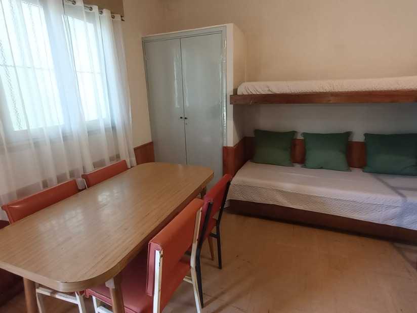 Alquilo Casa Santa Rosa en Villa Gesell zona Centro a 900 Mts de la Playa