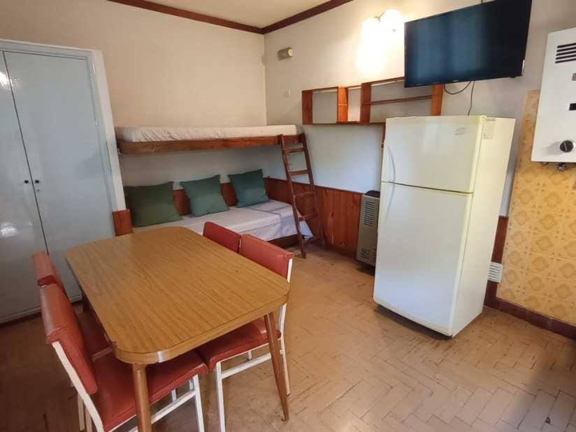 Alquilo Casa Santa Rosa en Villa Gesell zona Centro a 900 Mts de la Playa