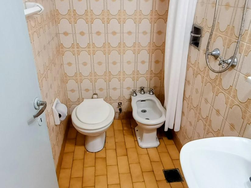 Alquilo Casa Santa Rosa en Villa Gesell zona Centro a 900 Mts de la Playa