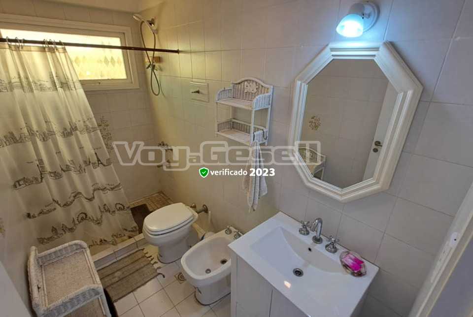 Alquilo Departamento Sausalito 4 en Villa Gesell zona Barrio Norte a 110 Mts de la Playa