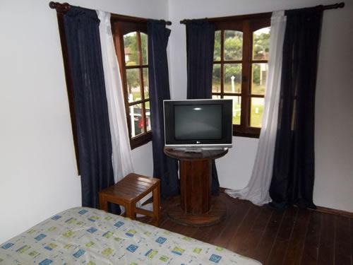 Alquilo Casa Saymon 1 en Villa Gesell zona Centro a 600 Mts de la Playa