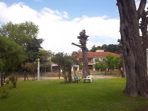 Alquilo Casa Saymon 2 en Villa Gesell zona Centro a 600 Mts de la Playa