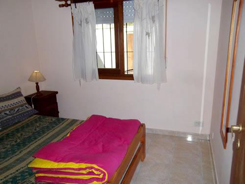 Alquilo Casa Saymon 3 en Villa Gesell zona Centro Comercial a 500 Mts de la Playa 