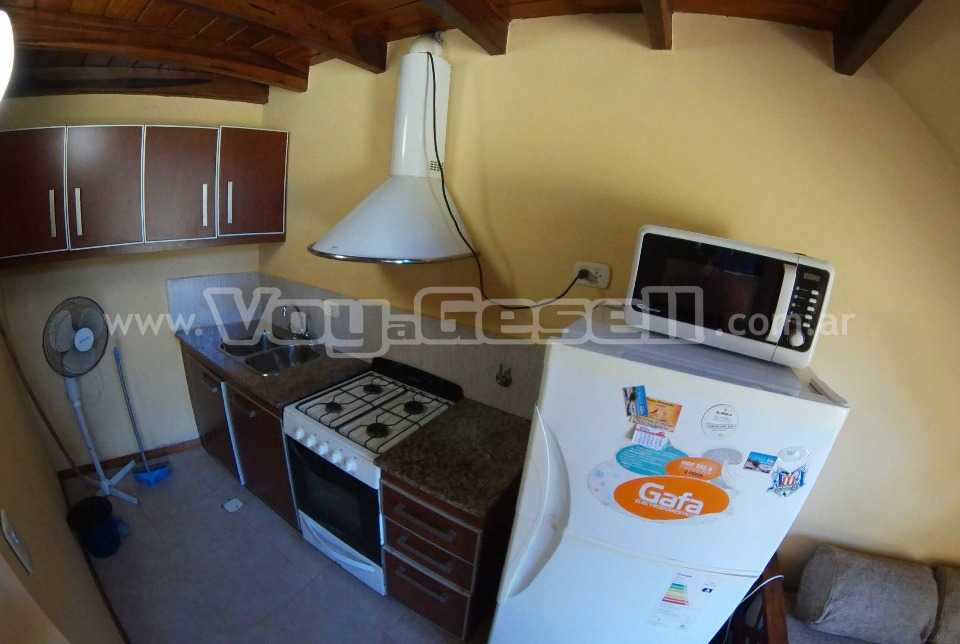 Alquilo Departamento Seikyo 6 en Villa Gesell zona Centro a 200 Mts de la Playa 