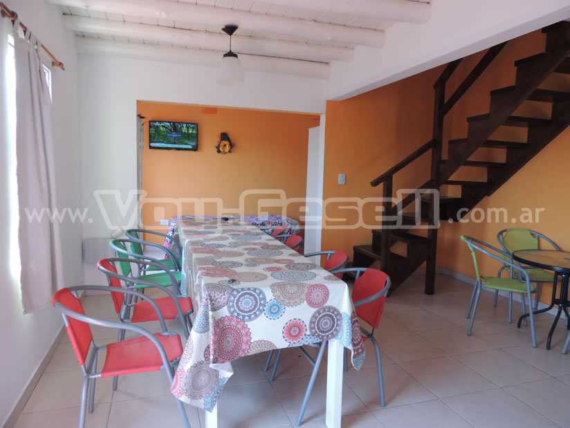 Alquilo Casa Selu 2 en Villa Gesell zona Centro a 700 Mts de la Playa 