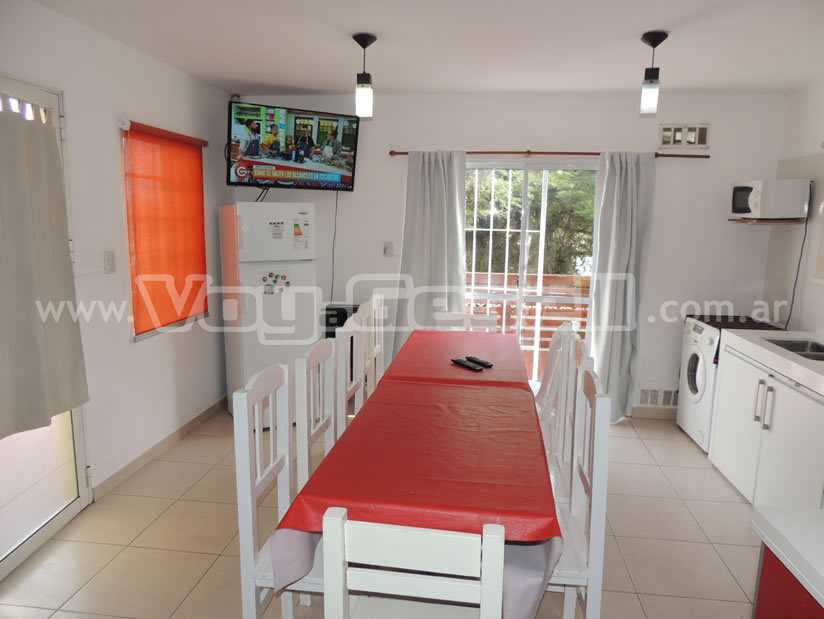 Alquilo Casa Selu 3 en Villa Gesell zona Centro a 700 mts de la Playa 