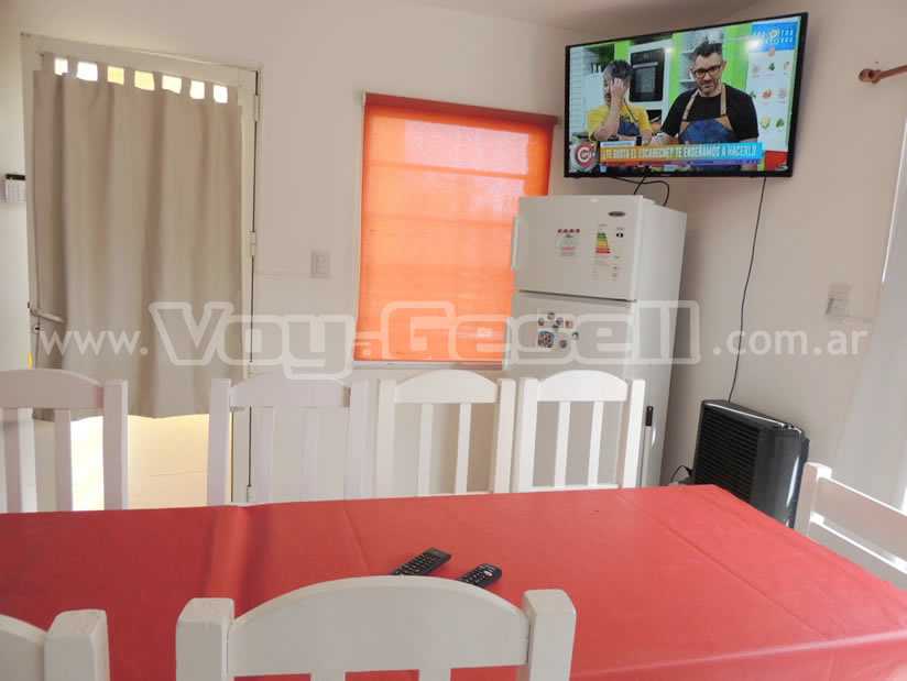 Alquilo Casa Selu 3 en Villa Gesell zona Centro a 700 mts de la Playa