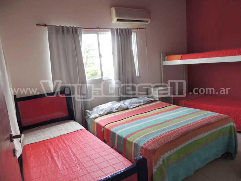 Alquilo Casa Selu 3 en Villa Gesell zona Centro a 700 mts de la Playa