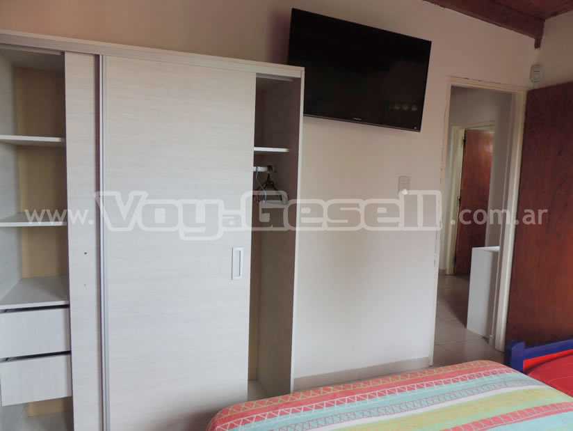 Alquilo Casa Selu 3 en Villa Gesell zona Centro a 700 mts de la Playa