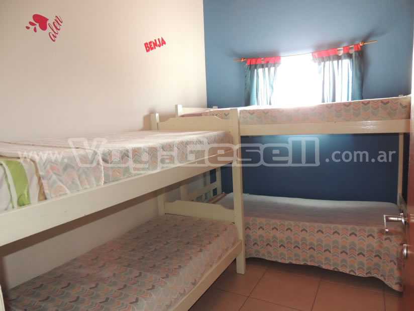 Alquilo Casa Selu 3 en Villa Gesell zona Centro a 700 mts de la Playa