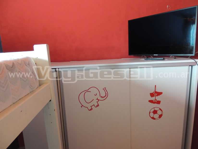 Alquilo Casa Selu 3 en Villa Gesell zona Centro a 700 mts de la Playa