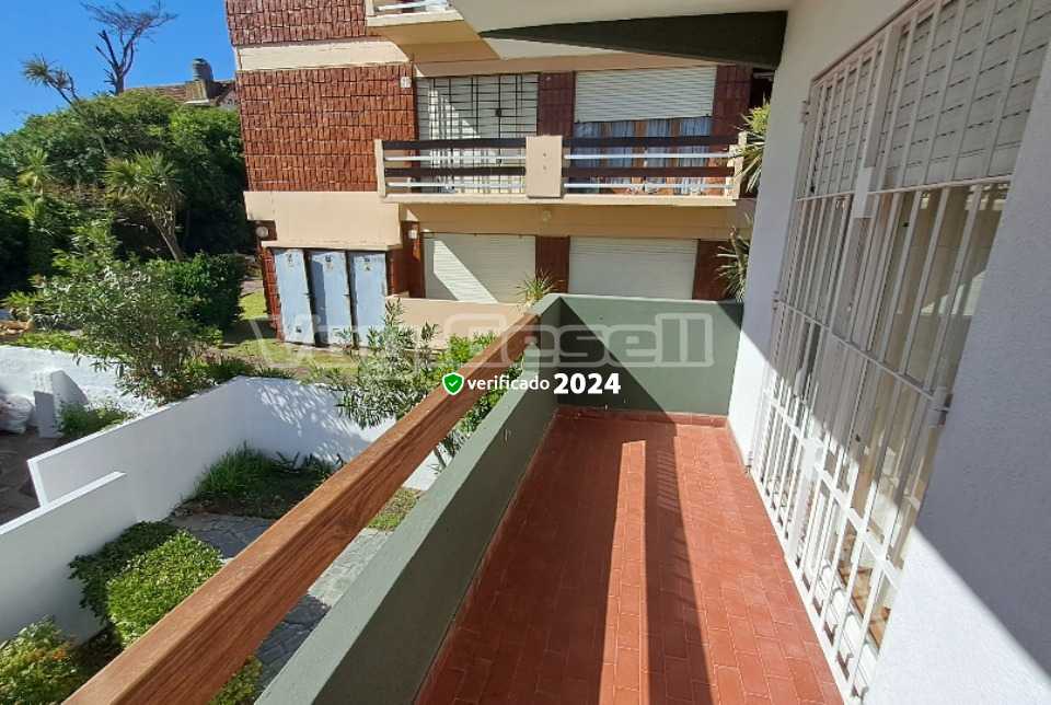Alquilo Departamento Sildan en Villa Gesell zona Centro Comercial a 170 mts de la Playa
