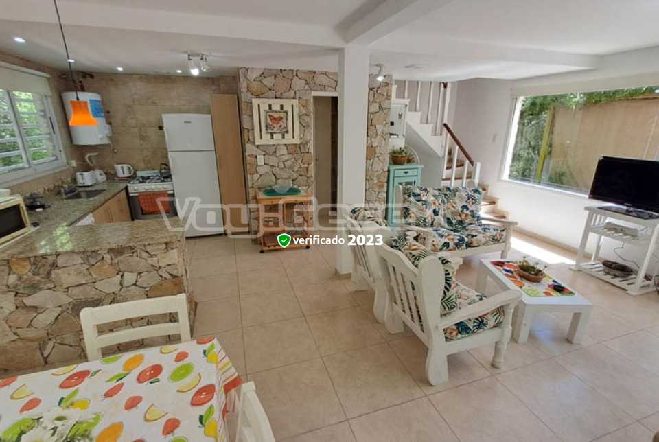 Alquilo Casa Simo y Joa en Mar Azul zona  a 400 mts de la Playa 