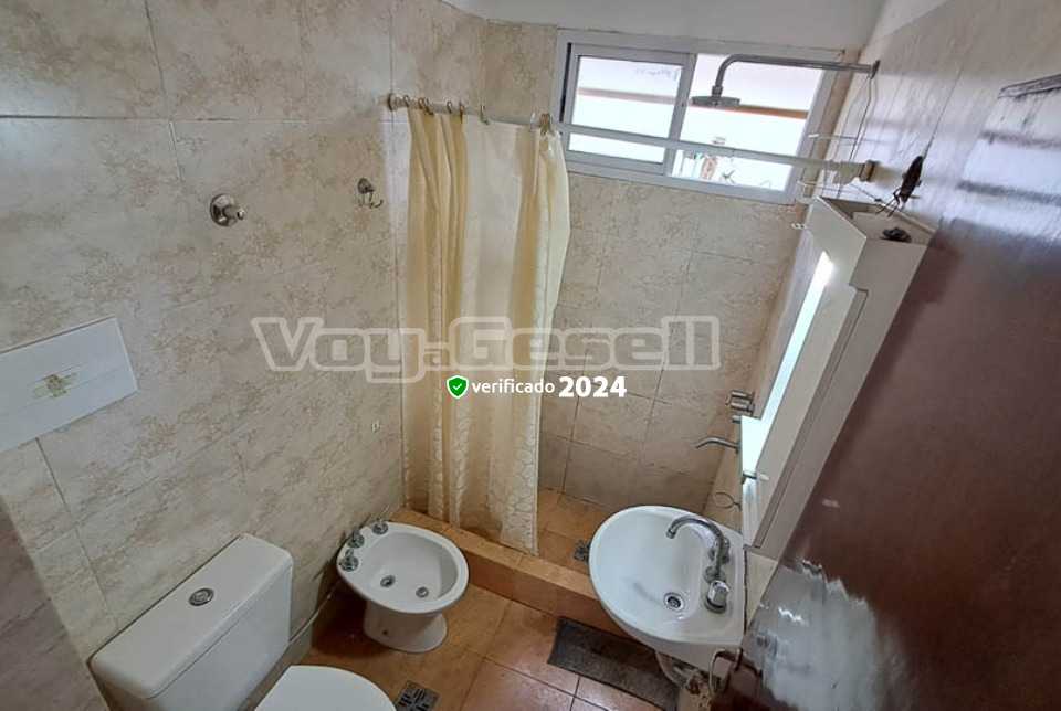 Alquilo Casa Sol en Villa Gesell zona Centro a 700 Mts de la Playa