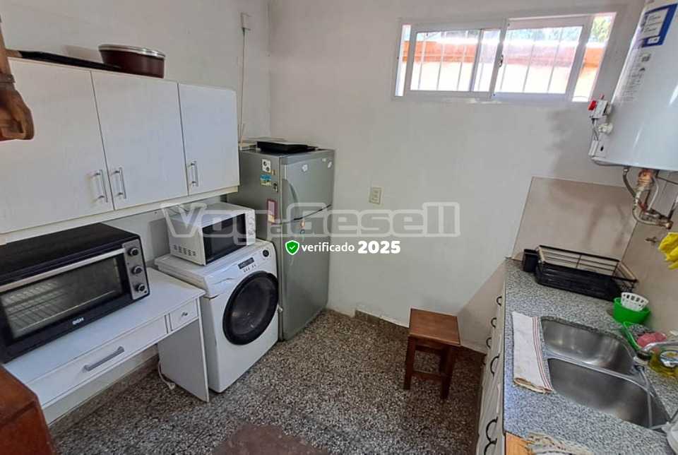 Alquilo Casa Sol en Villa Gesell zona Centro a 700 Mts de la Playa 