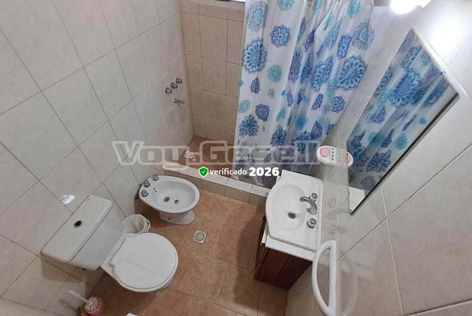 Alquilo Cabaña Sol del Bosque 4 en Villa Gesell zona Sur a 300 mts de la Playa 