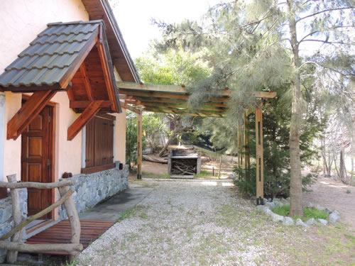 Alquilo Cabaña Sol del Bosque 6 en Villa Gesell zona Sur a 200 mts de la Playa 