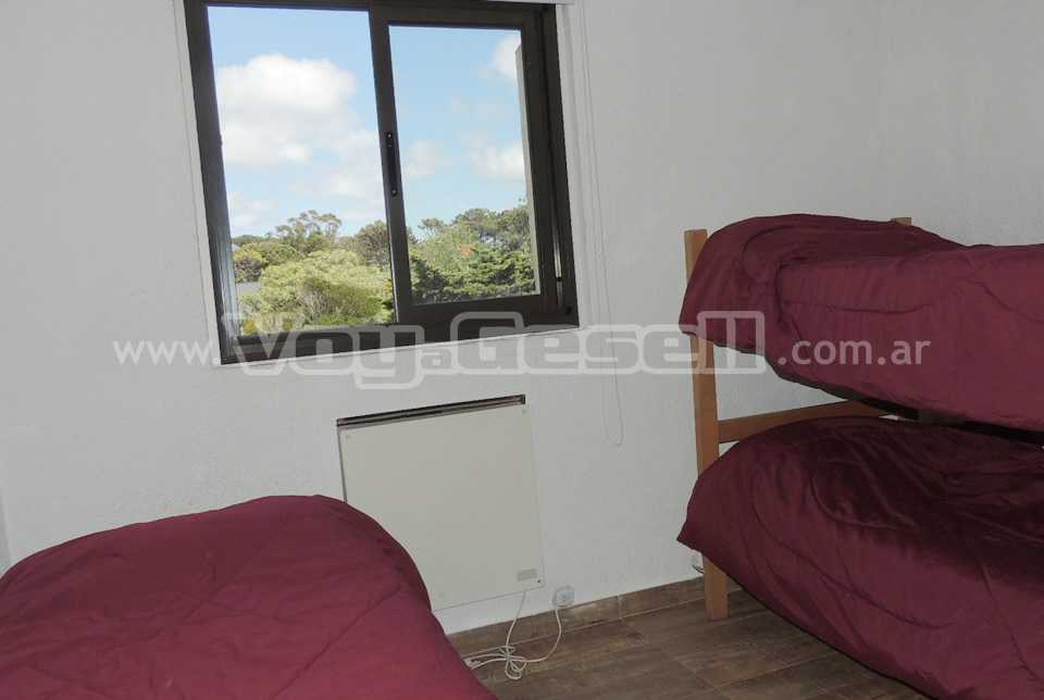 Alquilo Duplex Solange 4 en Villa Gesell zona Barrio Norte a 100 Mts de la Playa