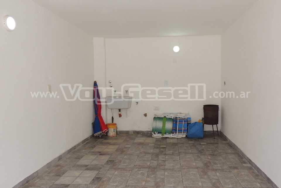 Alquilo Duplex Solange 4 en Villa Gesell zona Barrio Norte a 100 Mts de la Playa