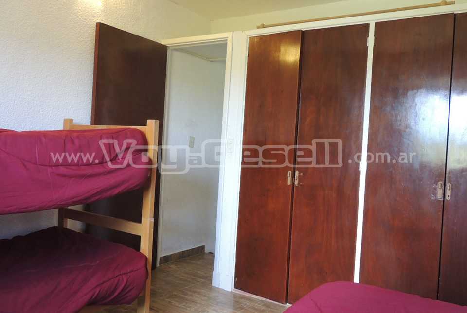 Alquilo Duplex Solange 4 en Villa Gesell zona Barrio Norte a 100 Mts de la Playa