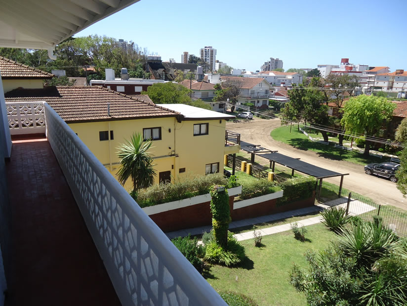 Alquilo Departamento Stella Alpina en Villa Gesell zona Sur a 240 Mts de la Playa 