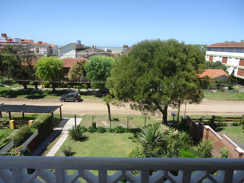 Alquilo Departamento Stella Alpina en Villa Gesell zona Sur a 240 Mts de la Playa