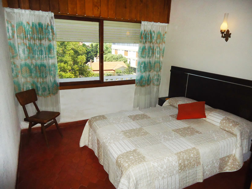 Alquilo Departamento Stella Alpina en Villa Gesell zona Sur a 240 Mts de la Playa