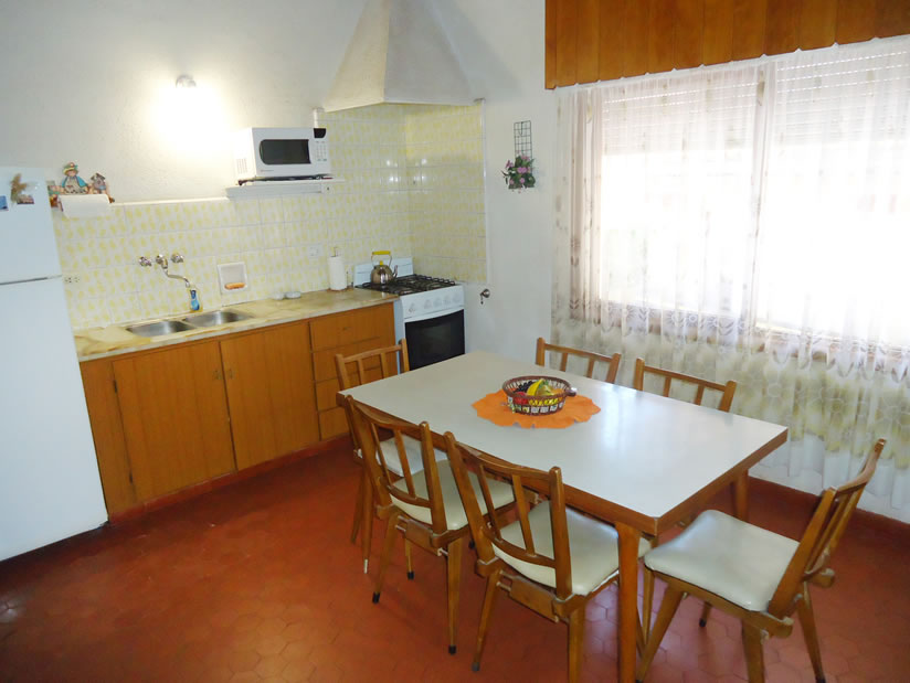 Alquilo Departamento Stella Alpina en Villa Gesell zona Sur a 240 Mts de la Playa